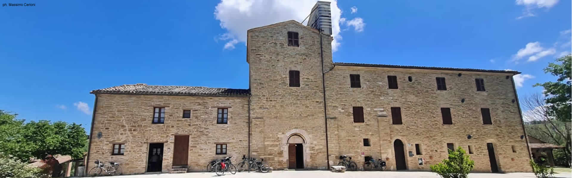 Manifesti funebri comune di Apiro